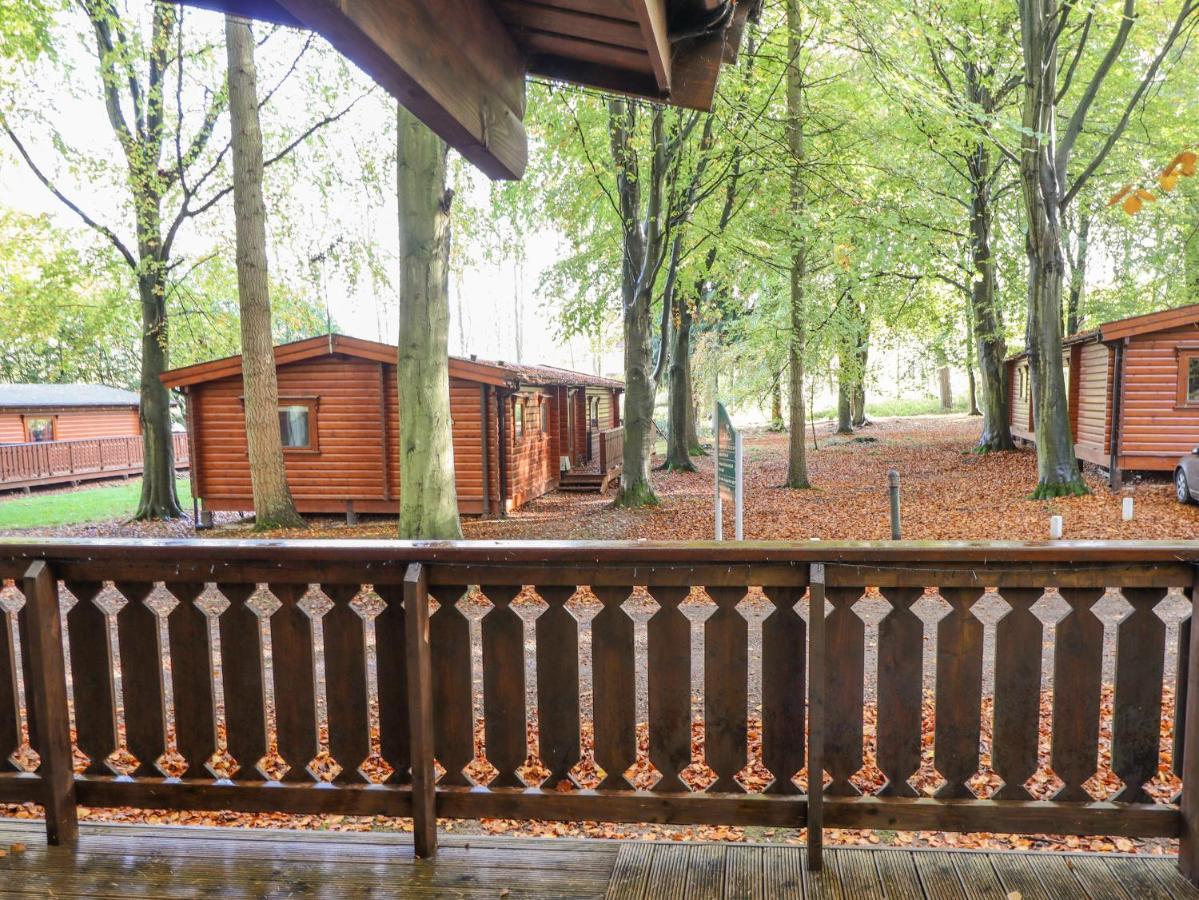 Leafy Hollow Lodge ラウス エクステリア 写真